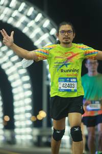 BIB: 42403
                            <button type="button" onclick="openModal(20451099)" class="btn btn-primary btn-sm float-right btn-popup" data-toggle="modal" data-target=".modal-high-quality">
                        <i class="fas fa-shopping-cart"></i> Add to Cart
                    </button>
                                            <button type="button" onclick="isThisMe(20451099, true)" class="btn btn-success btn-sm float-right btn-popup btn-isme hidden" data-toggle="tooltip" data-placement="bottom" title="นี่คือรูปของคุณใช่ไหม คลิกที่นี่เพื่อเอาเข้าอัลบั้ม">
                        <i class="fas fa-plus"></i> Add to album
                    </button>
                    <button type="button" onclick="isThisMe(20451099, false)" class="btn btn-warning btn-sm float-right btn-popup btn-isnotme hidden">
                        <i class="fas fa-ban"></i> Remove from album
                    </button>